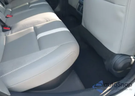 2025 Toyota Camry Se from USA, damaged, VIN 4T1DAACK9SU557711